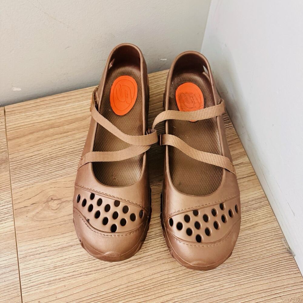 Skechers Cali Gear Mary Jane water shoes in bronze Size 7 - Picture 4 of 9